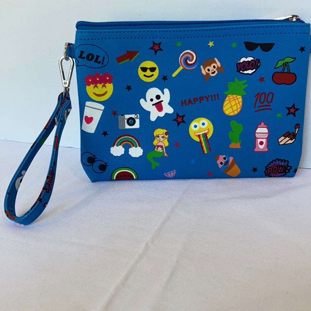 Bari Lynn Blue Small Wristlet Zip Close